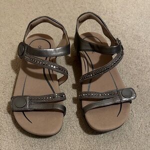 Aetrex women’s Jess sandals, size EU 39, US 8.5, NWOT